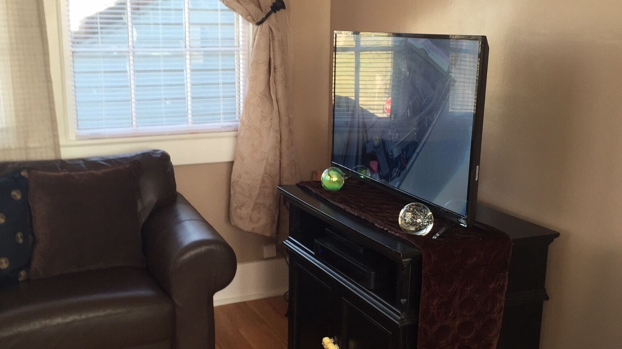 Photo of Livingroom in Algiers Point