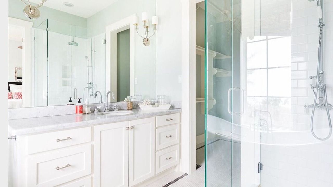 Photo of Bathroom in Crystal Beach