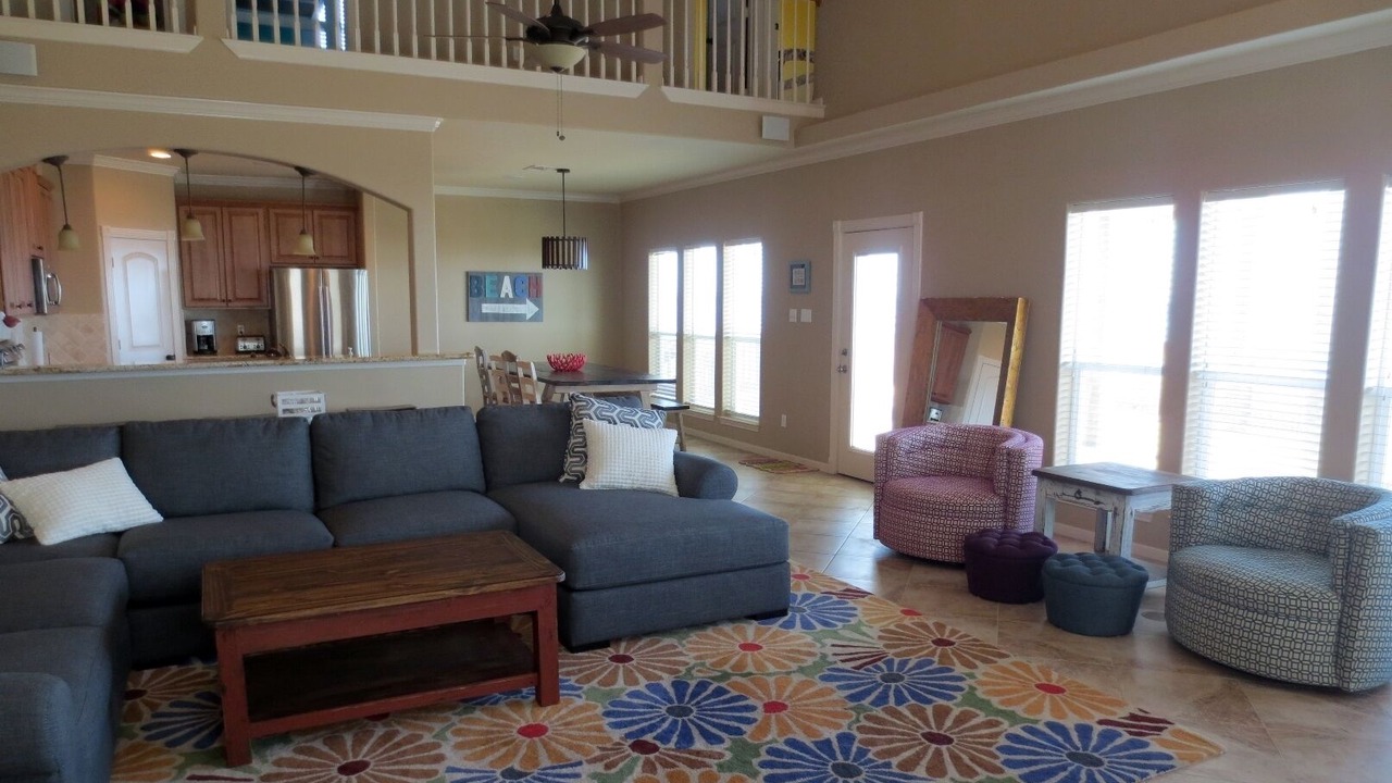 Photo of Livingroom in Surfside Beach