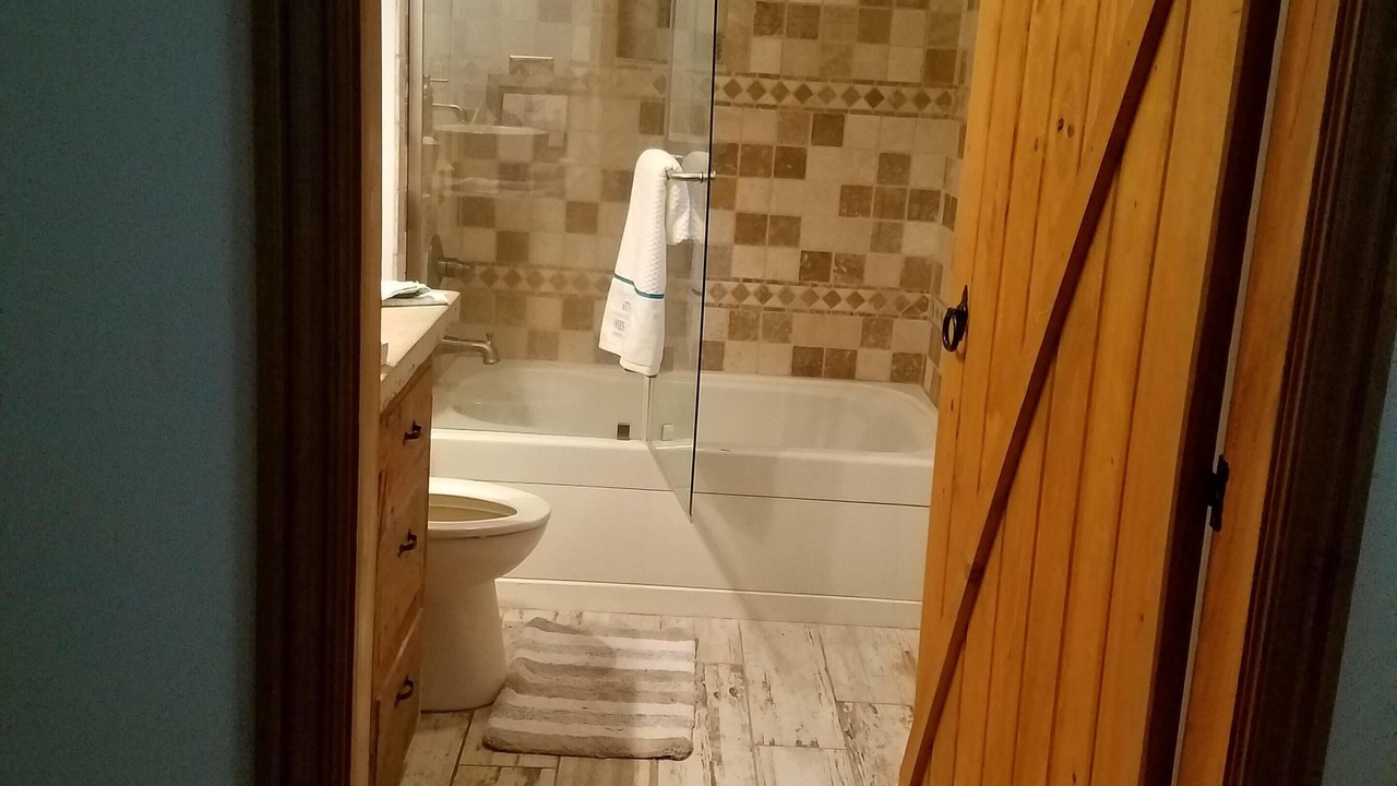 Photo of Bathroom in Breaux Bridge