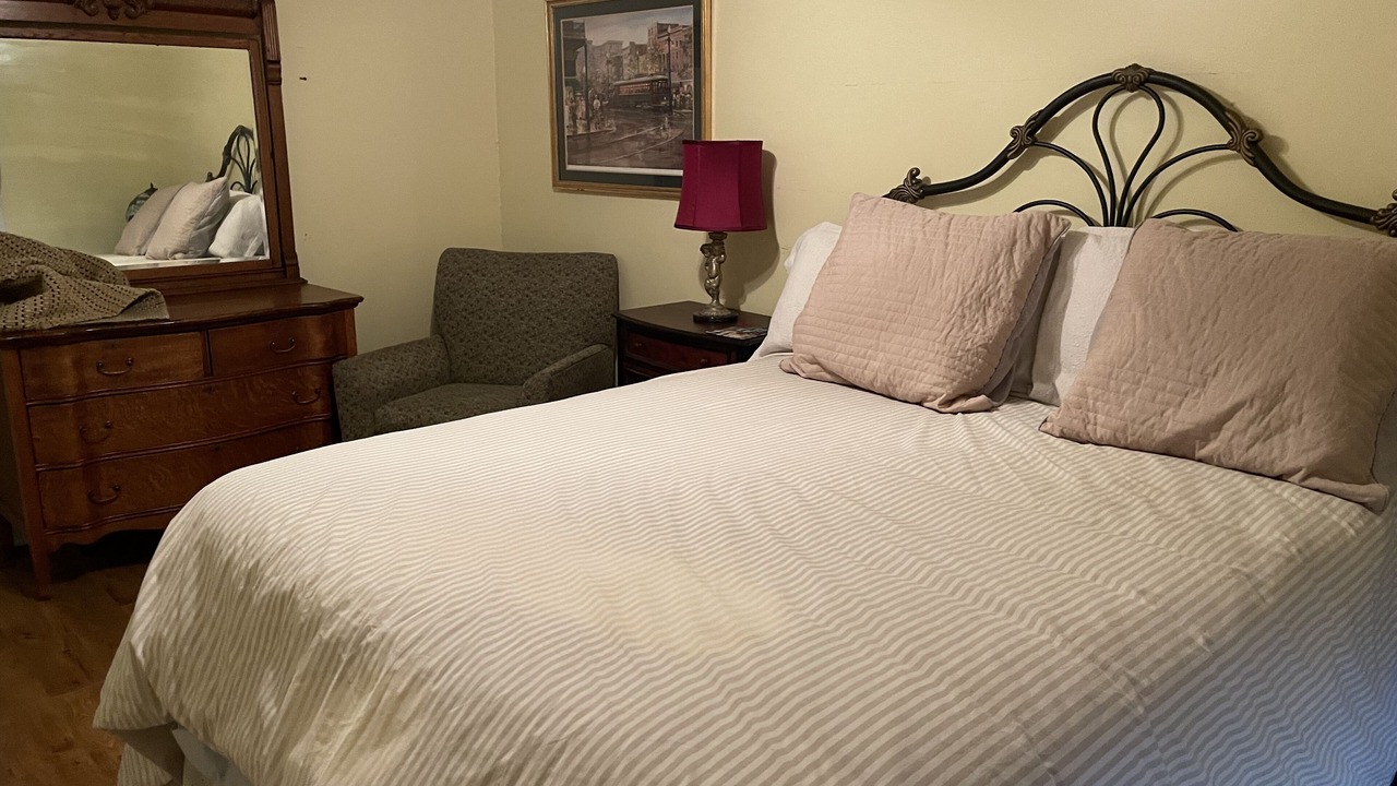 Photo of Bedroom in Breaux Bridge