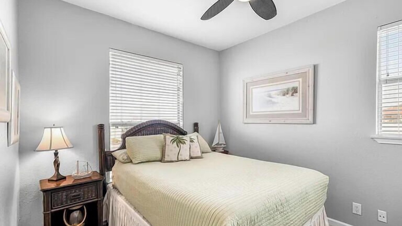 Photo of Bedroom in Corpus Christi