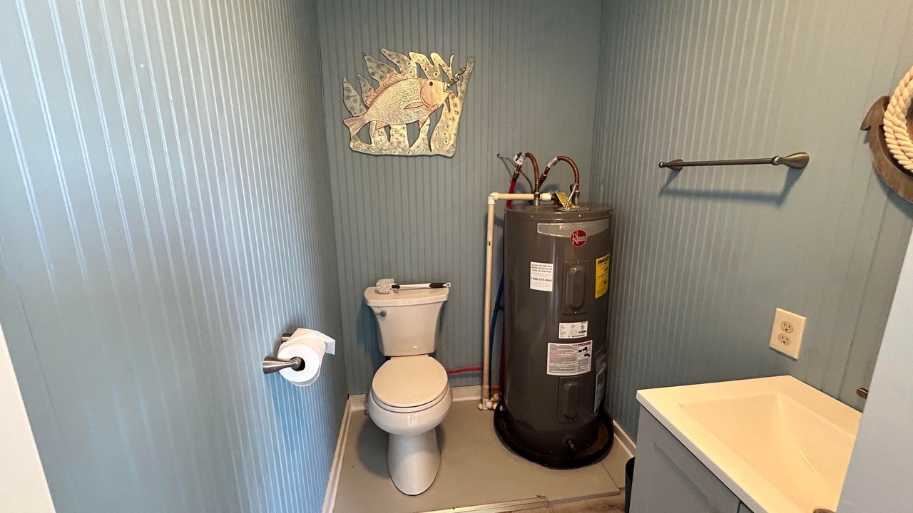 Photo of Bathroom in Golden Meadow