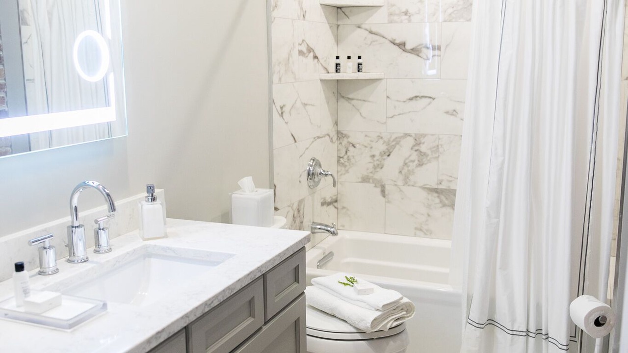 Photo of Bathroom in Central Business District