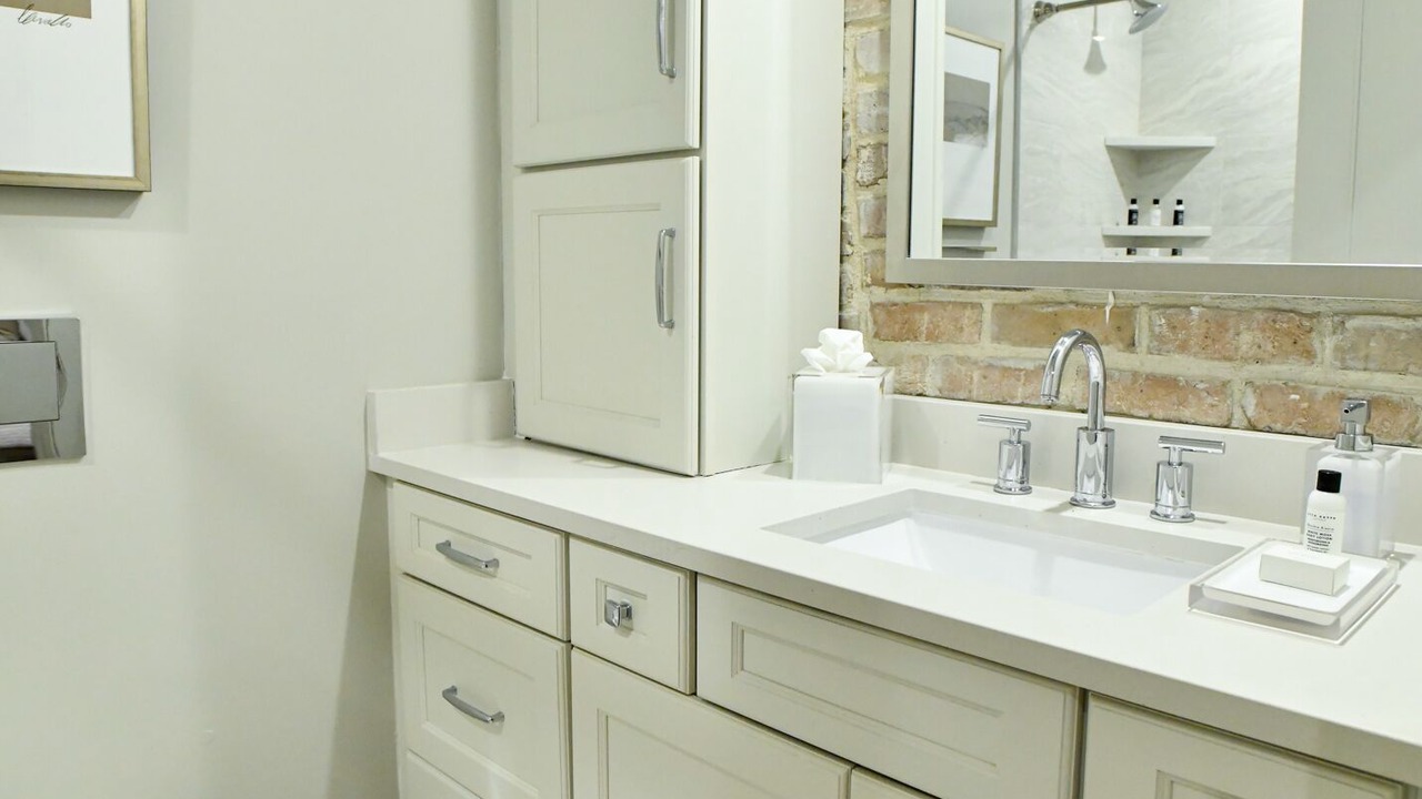 Photo of Bathroom in Central Business District