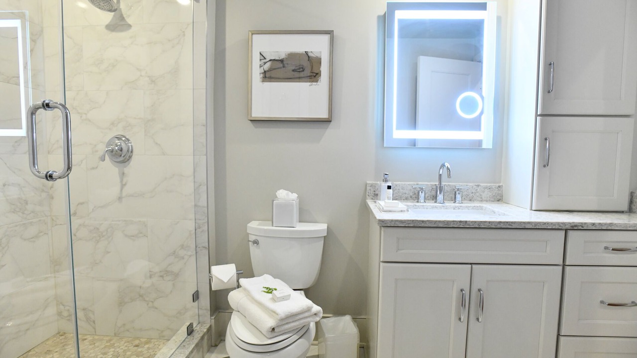 Photo of Bathroom in Central Business District