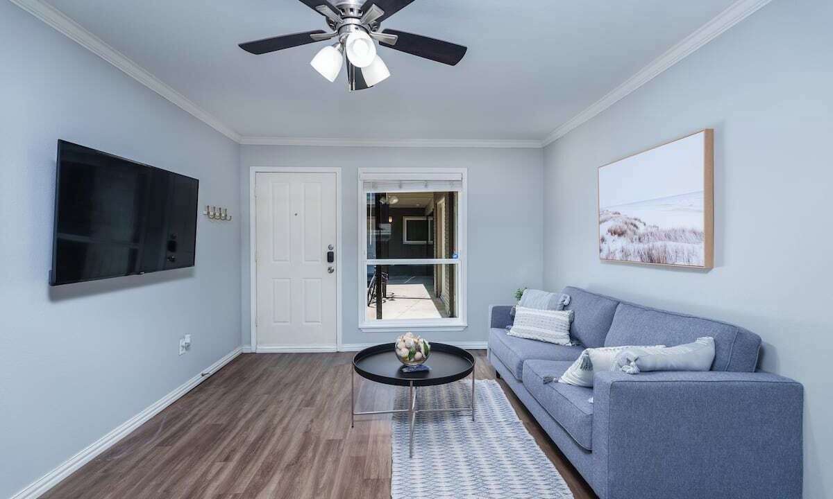 Photo of Livingroom in Old East Dallas