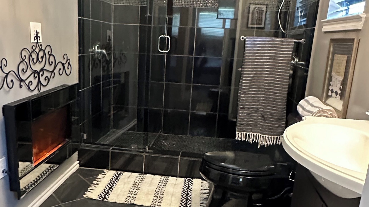 Photo of Bathroom in Fort Worth