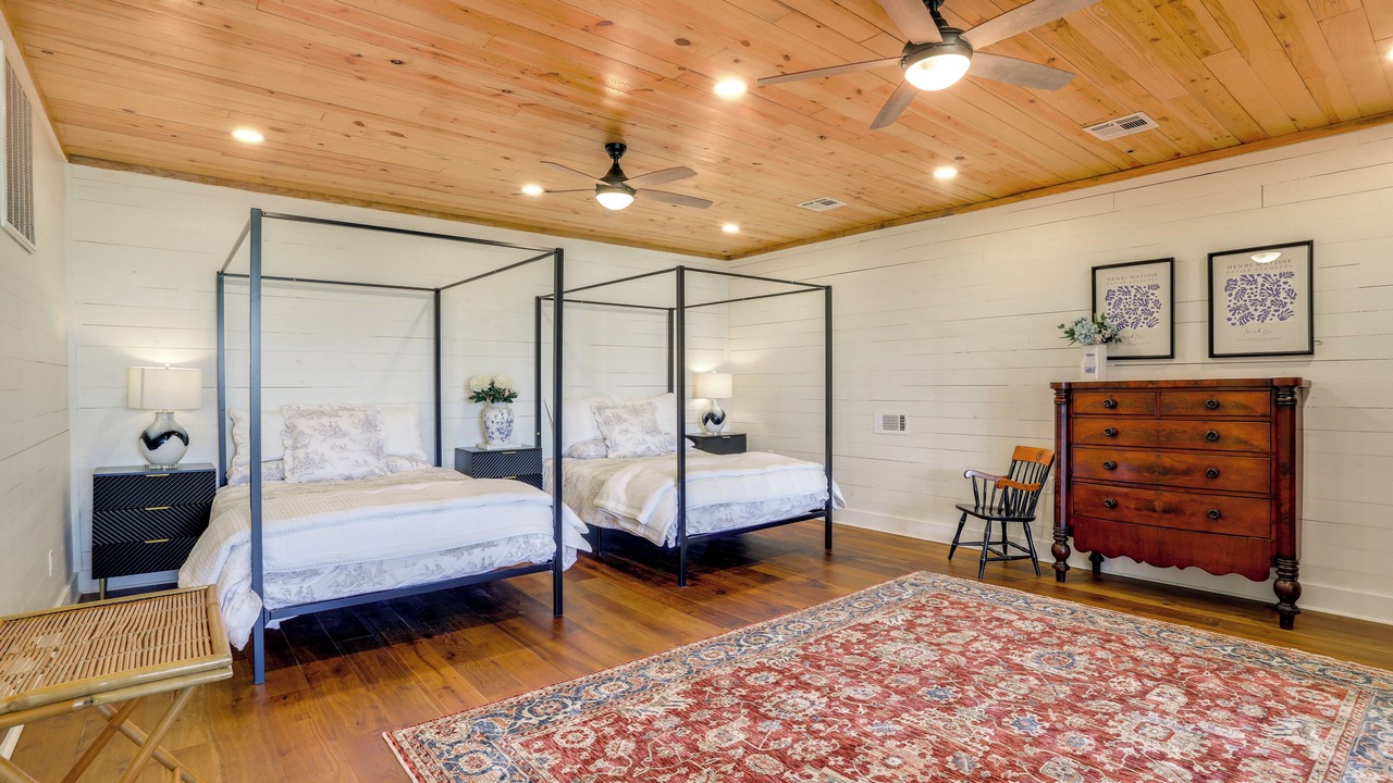 Photo of Bedroom in Ventress