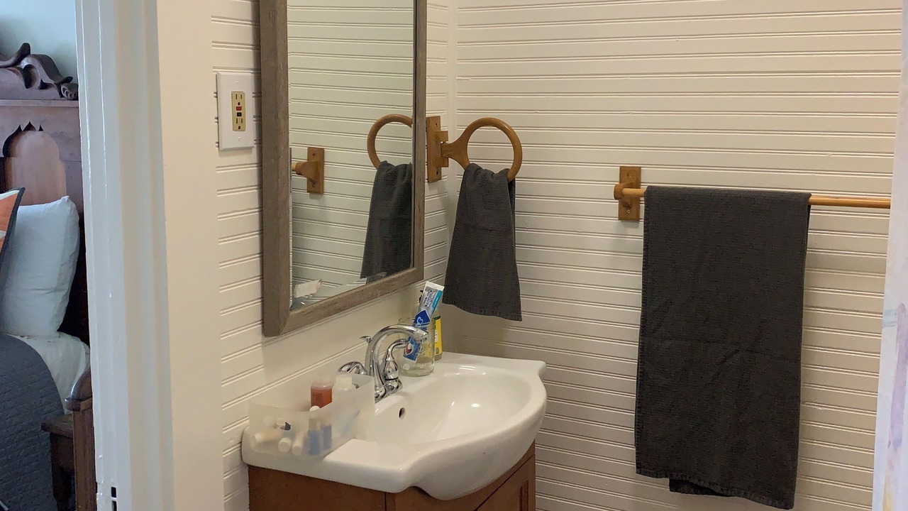 Photo of Bathroom in Donaldsonville