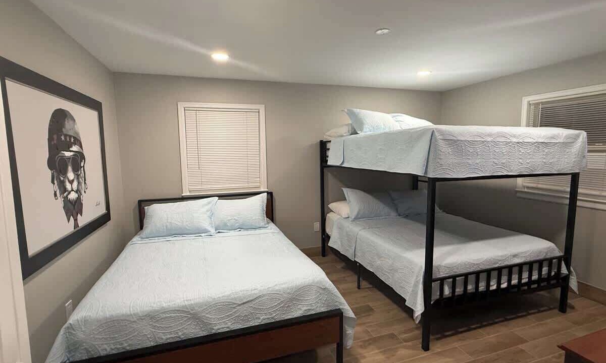 Photo of Bedroom in Highlands - Perkins