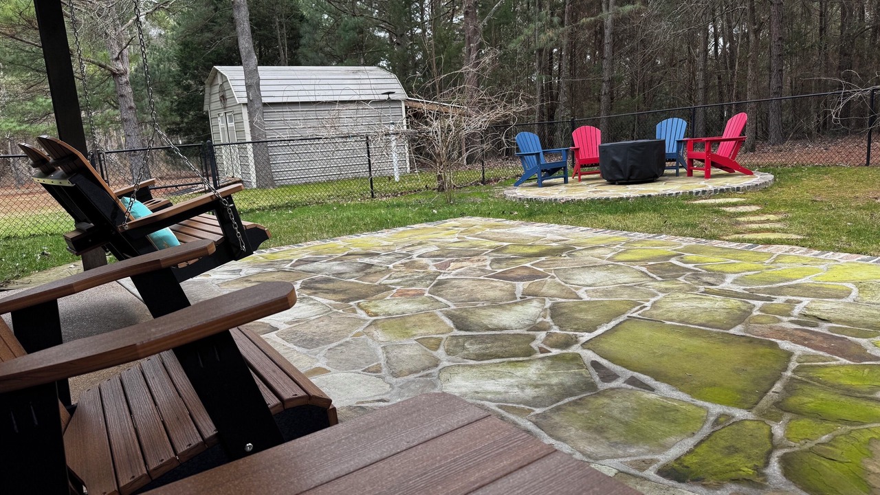 Photo of Patio Balcony in Holly Lake Ranch
