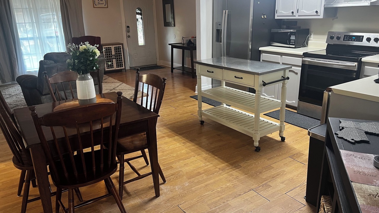 Photo of Kitchen in Gonzales