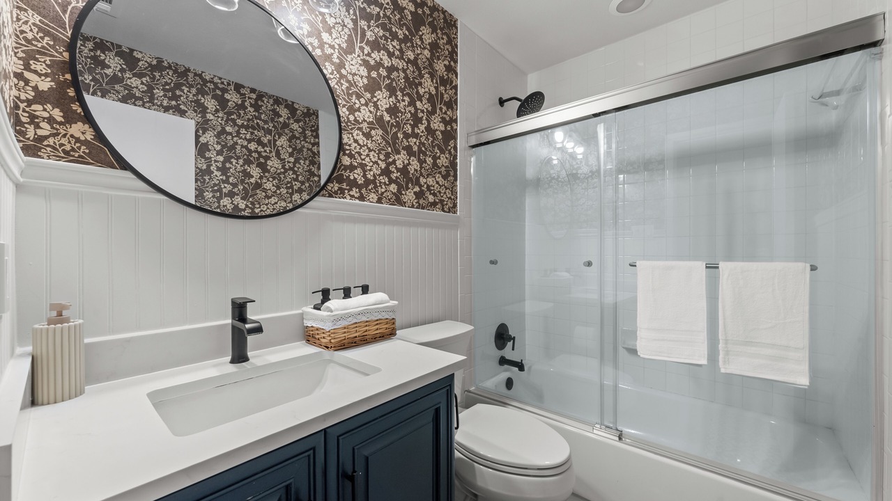 Photo of Bathroom in Chestnut