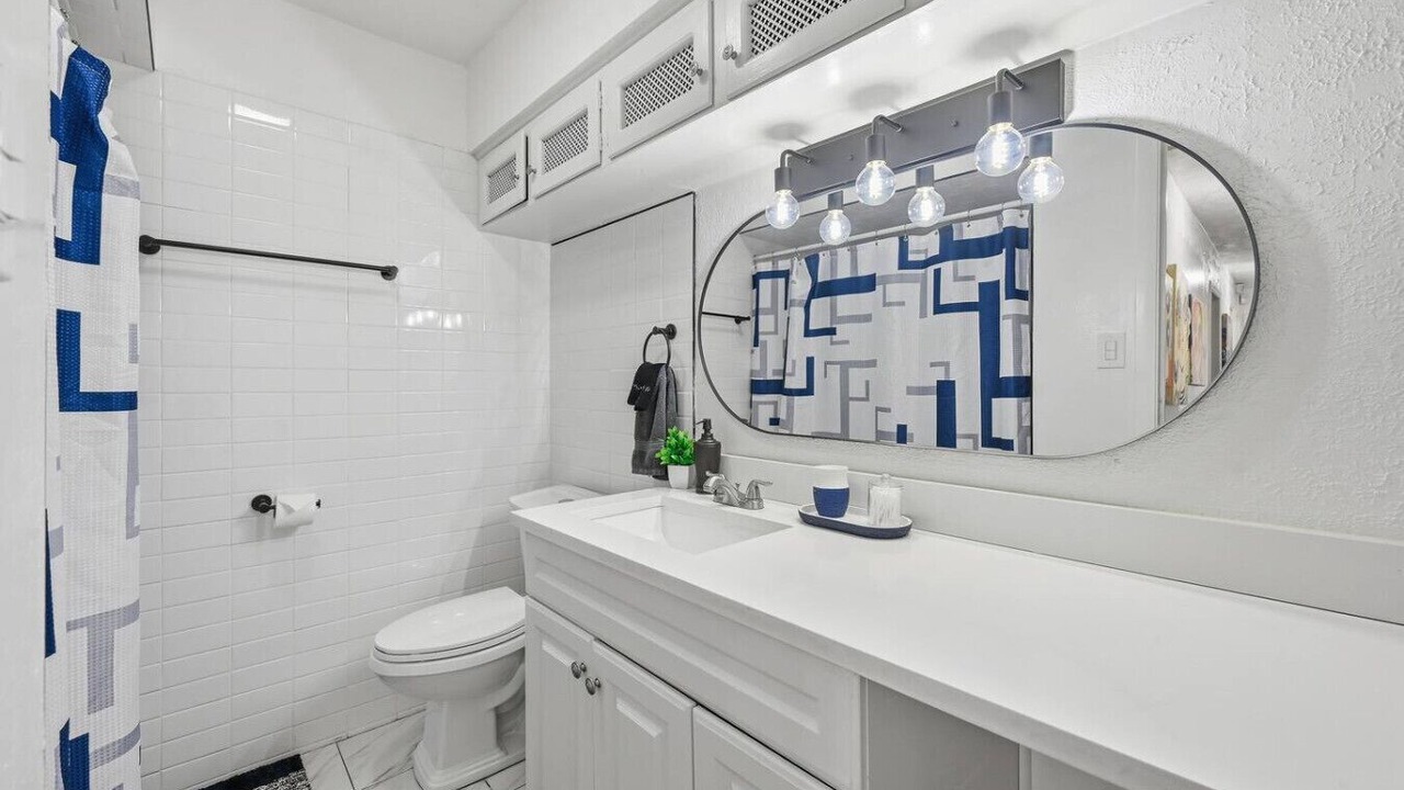 Photo of Bathroom in Grand Prairie