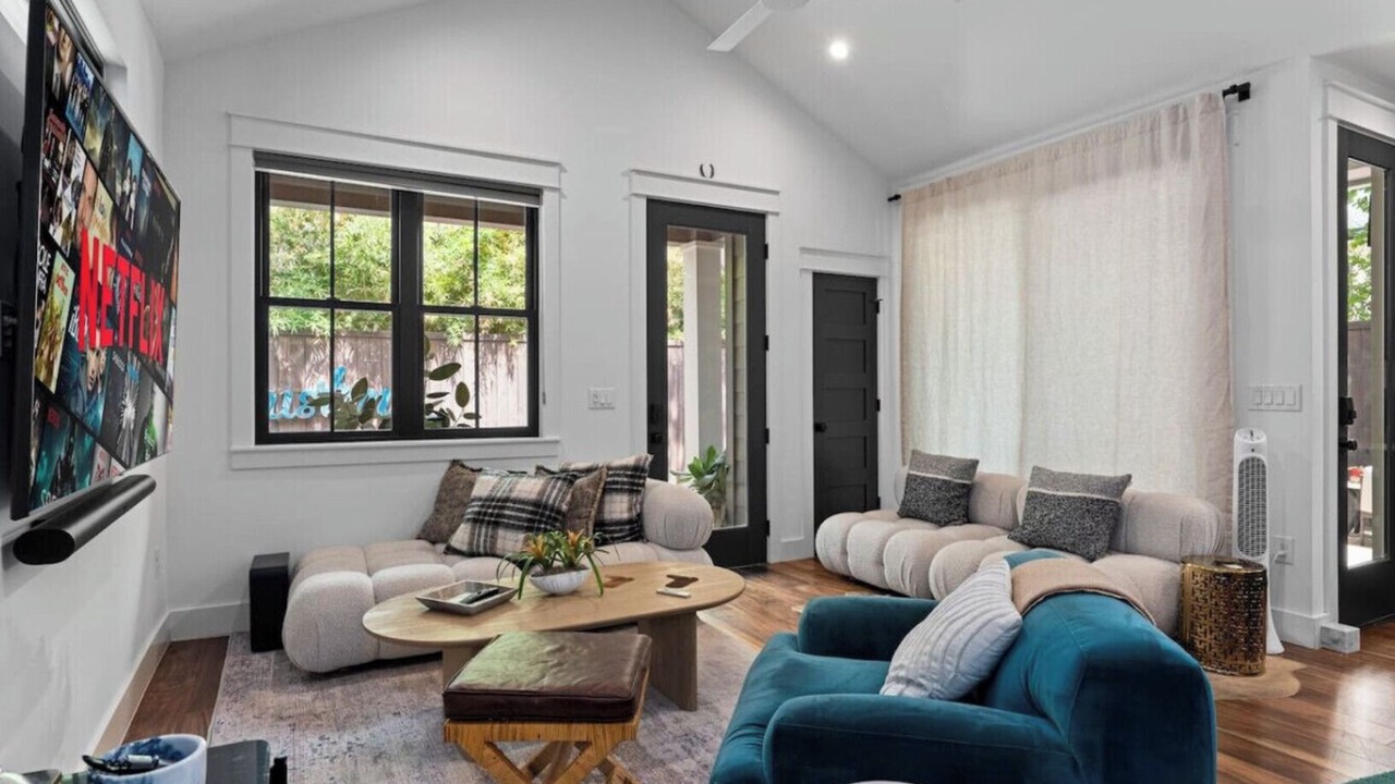 Photo of Livingroom in Zilker