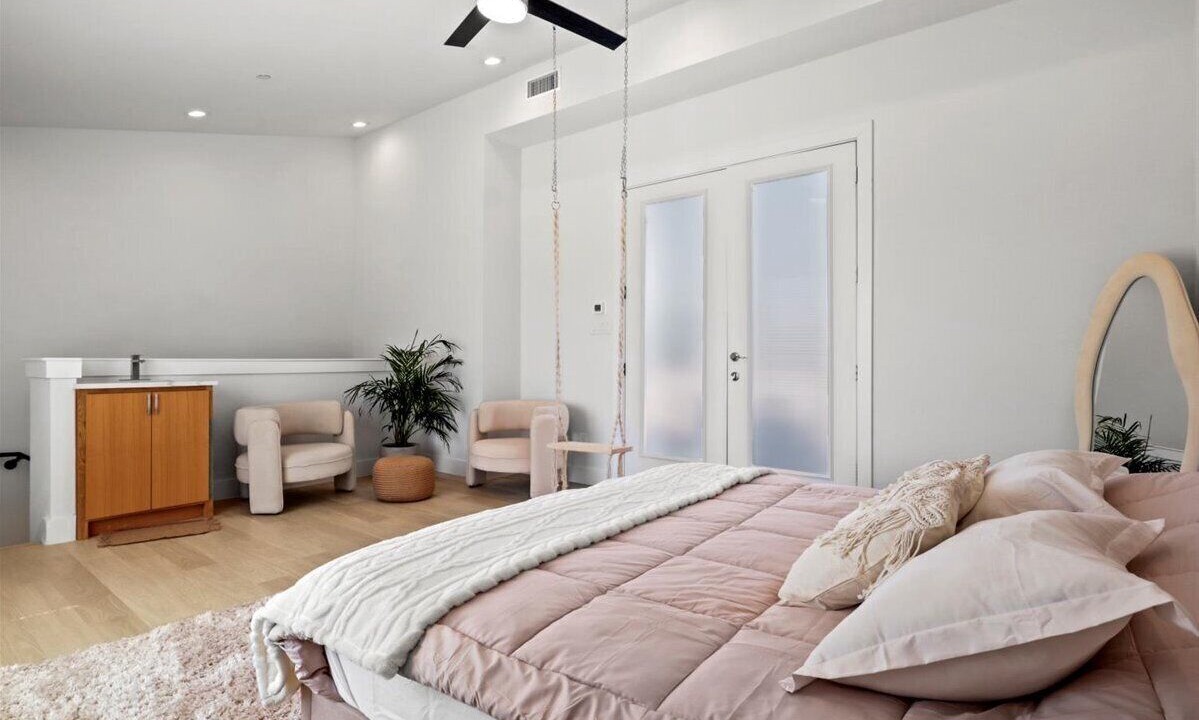 Photo of Bedroom in Old East Dallas