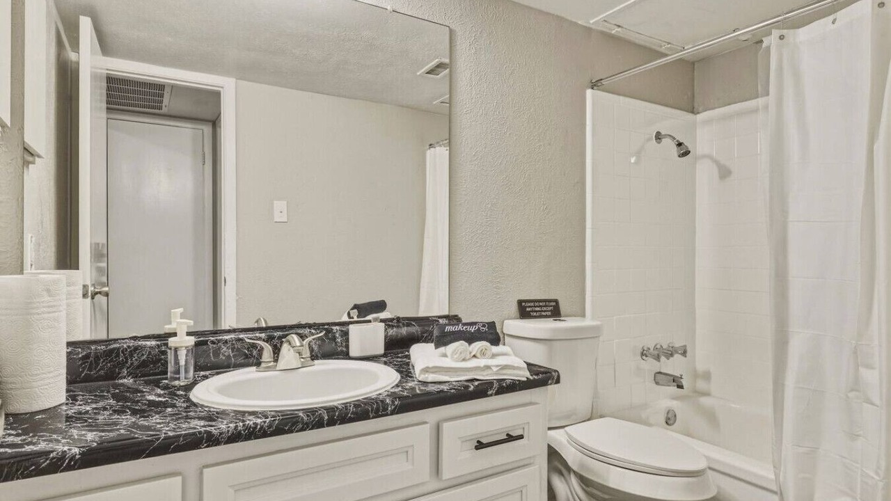 Photo of Bathroom in Far North Dallas