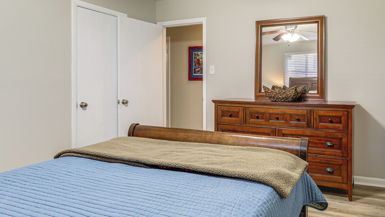 Photo of Bedroom in Highlands - Perkins