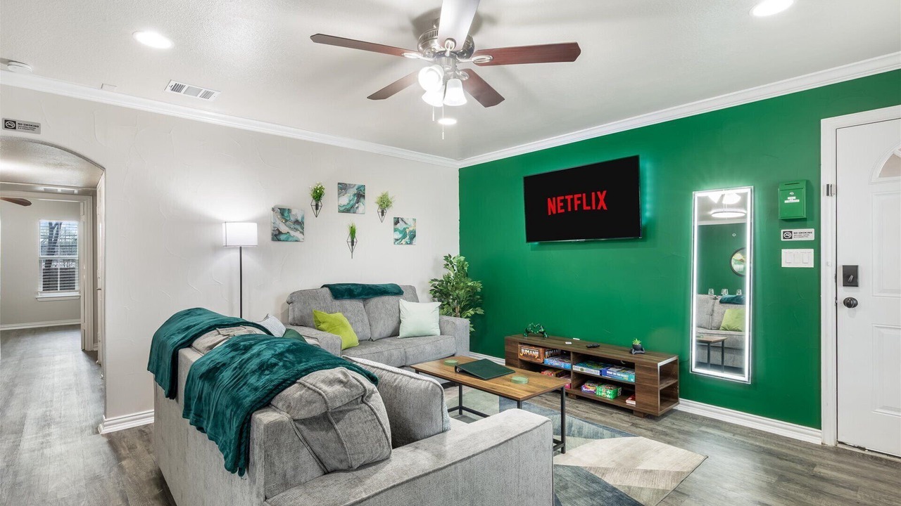 Photo of Livingroom in Arlington