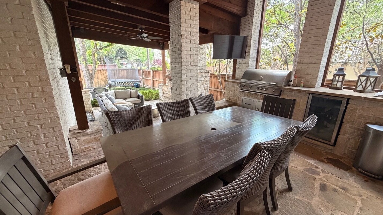 Photo of Outdoor in Park Cities