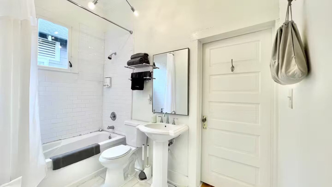 Photo of Bathroom in Beauregard Town Historic District