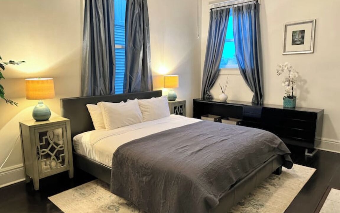 Photo of Bedroom in Mid-City