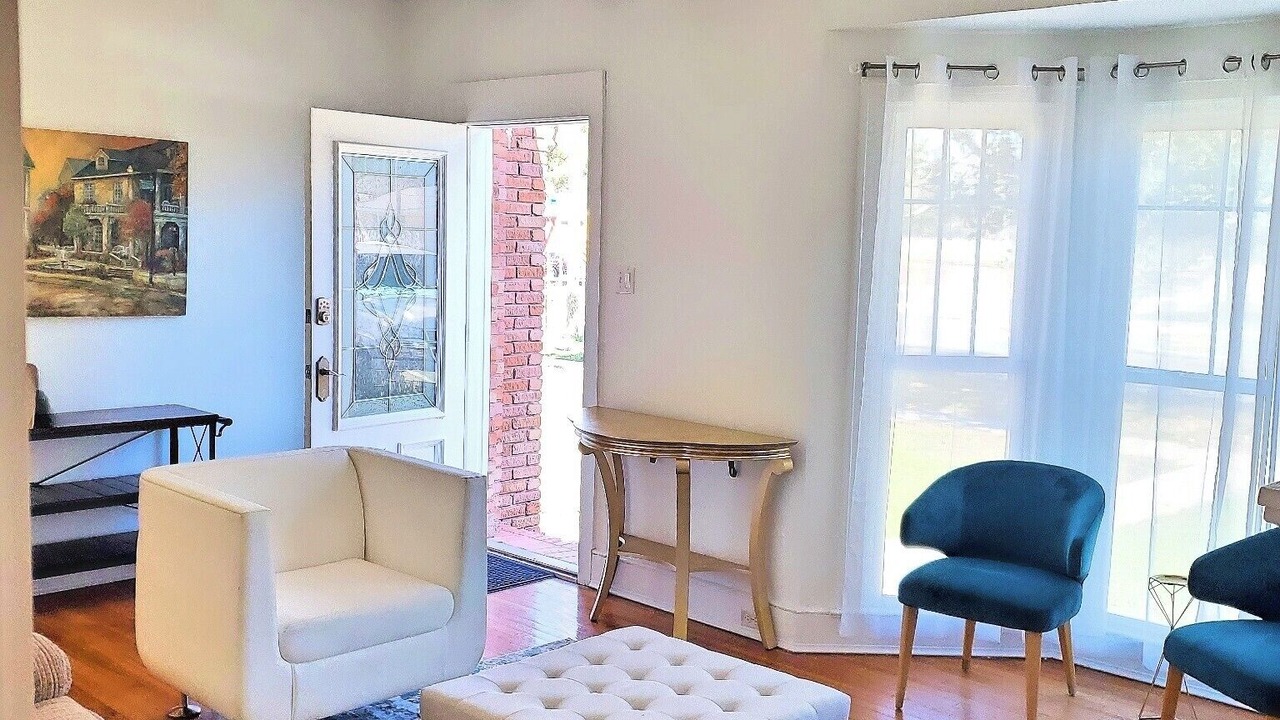 Photo of Livingroom in Biloxi