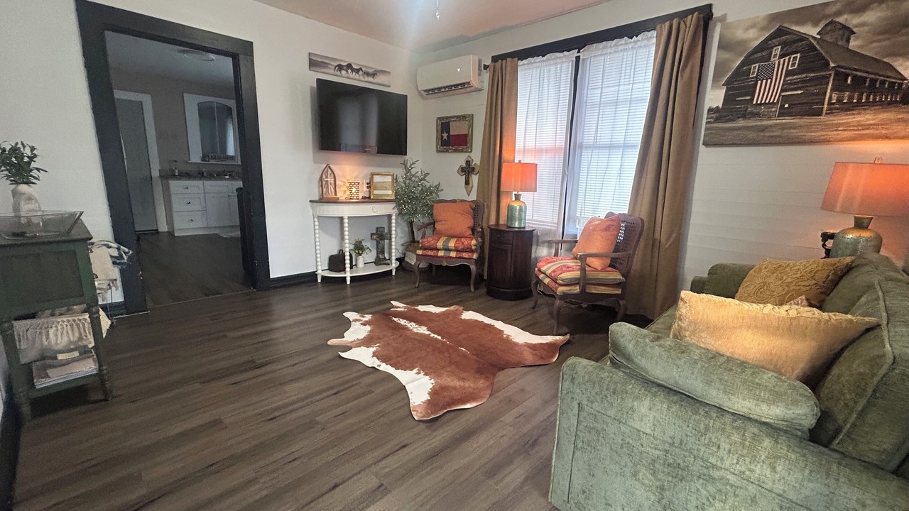 Photo of Livingroom in Needville