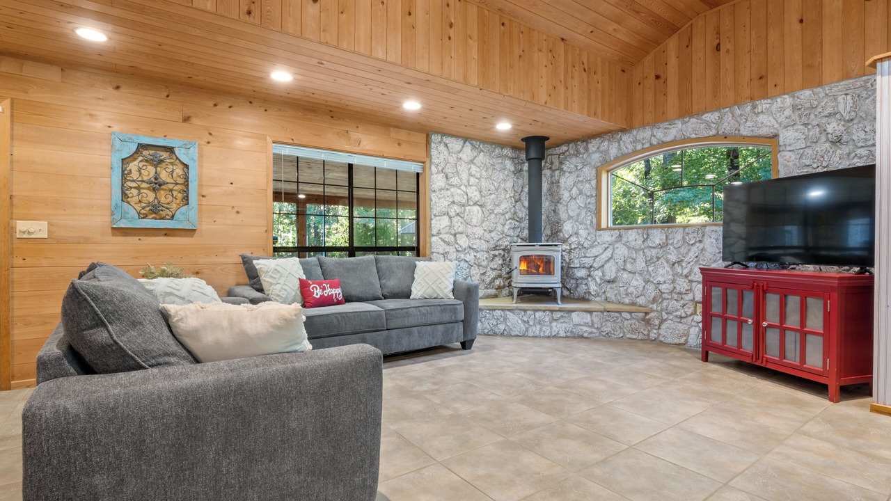 Photo of Livingroom in Belmont