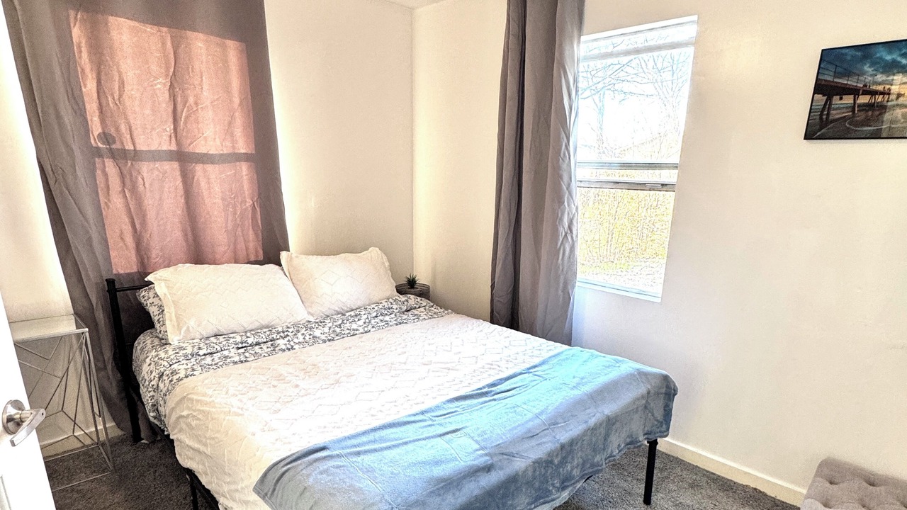 Photo of Bedroom in West Dallas