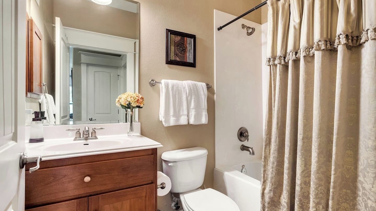 Photo of Bathroom in Leander