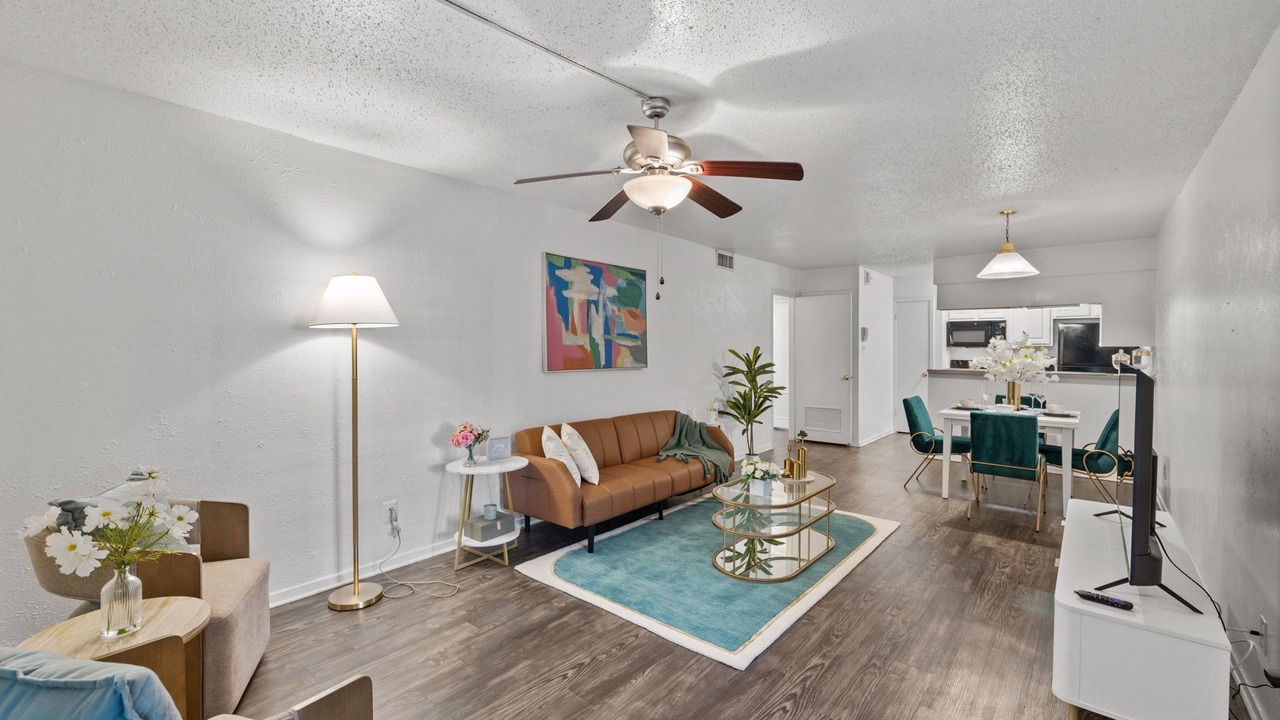 Photo of Livingroom in West Campus