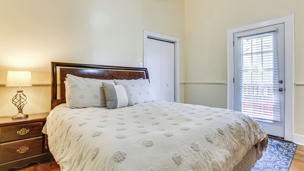 Photo of Bedroom in Whitney