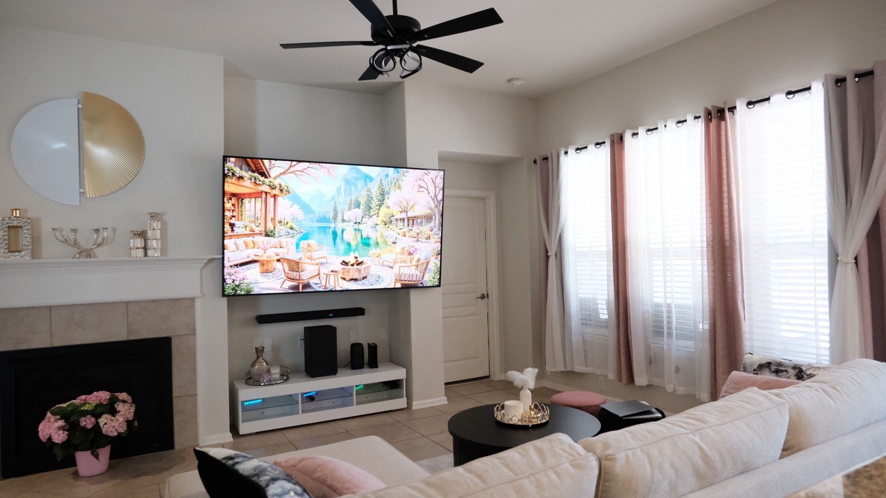 Photo of Livingroom in Wetmore