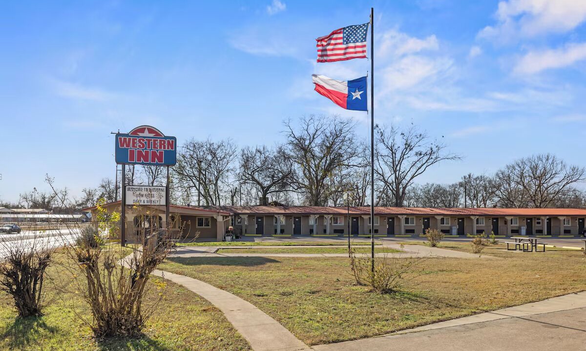 Photo of Outdoor in Cleburne