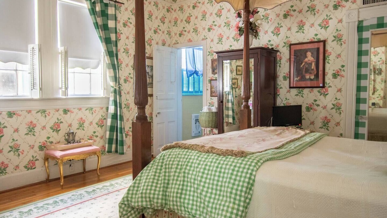 Photo of Bedroom in Metairie