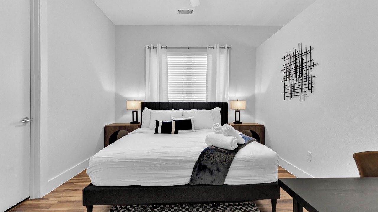 Photo of Bedroom in Oak Lawn