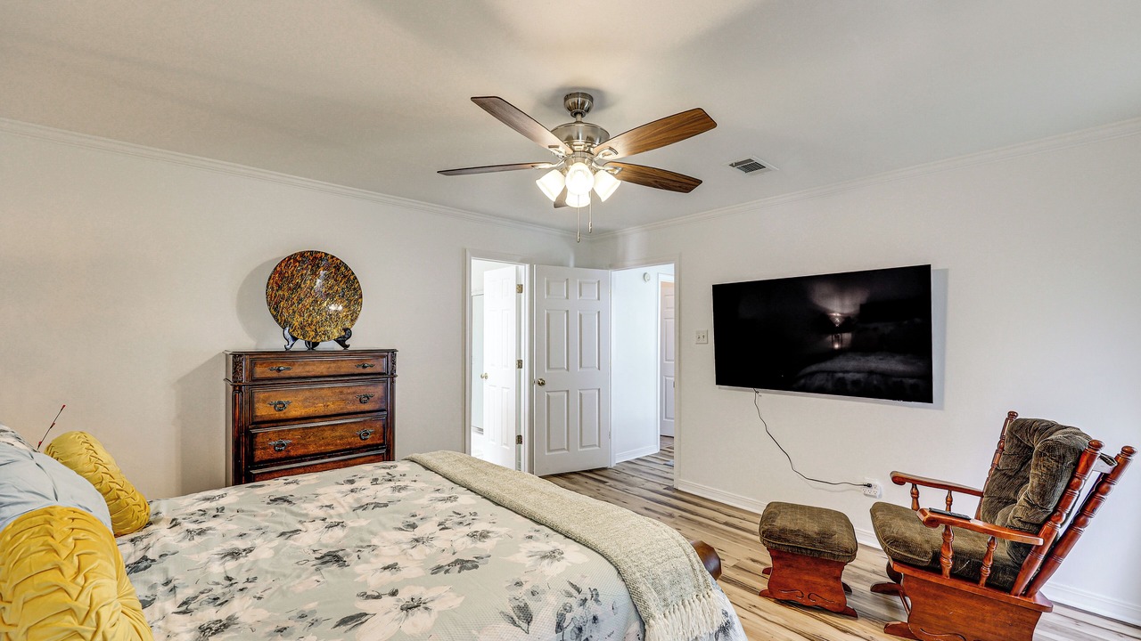Photo of Bedroom in Claiborne