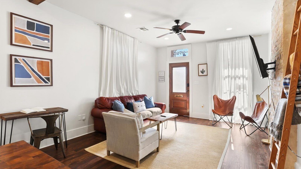 Photo of Livingroom in Bayou St. John