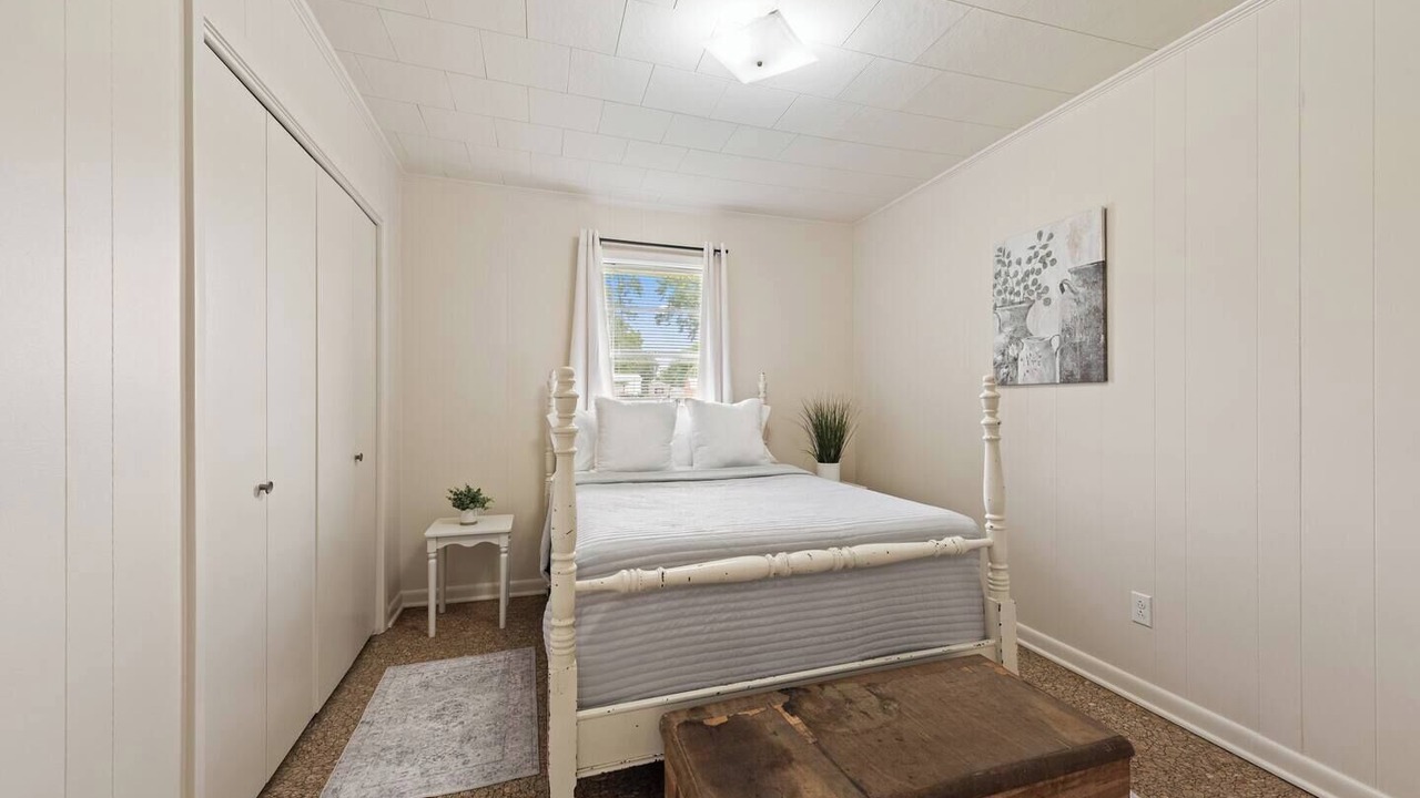 Photo of Bedroom in Broussard