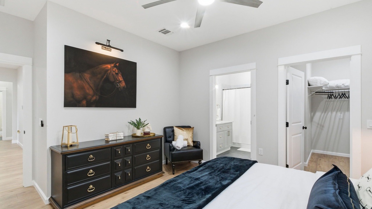 Photo of Bedroom in Weatherford