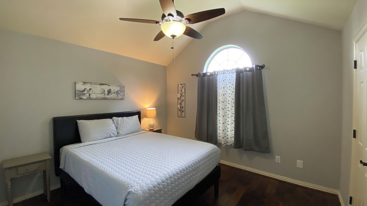 Photo of Bedroom in Sanger