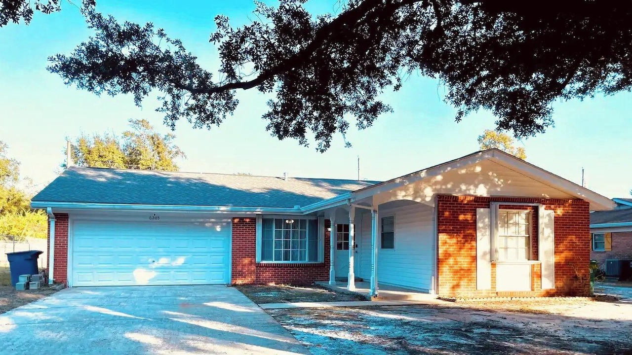 Photo of Outdoor in Gulf Hills