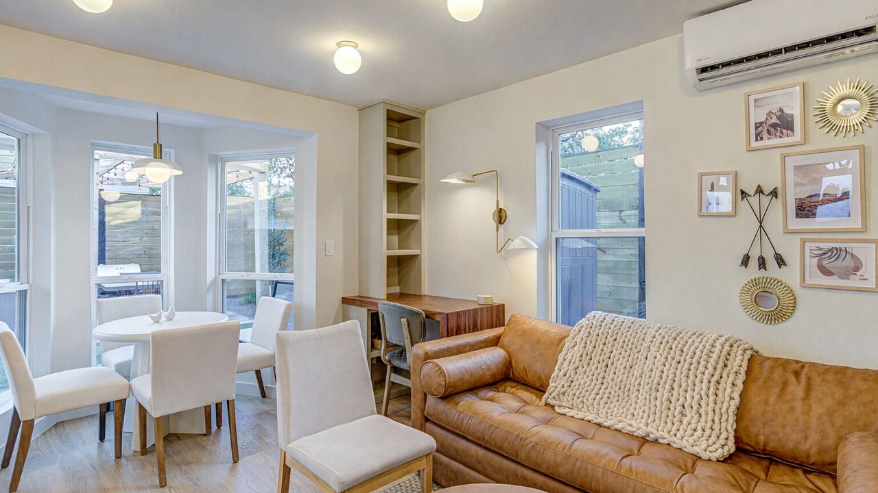 Photo of Livingroom in Zilker