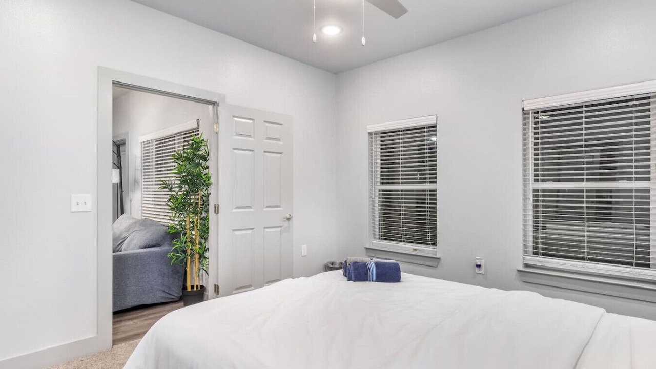 Photo of Bedroom in Grand Prairie
