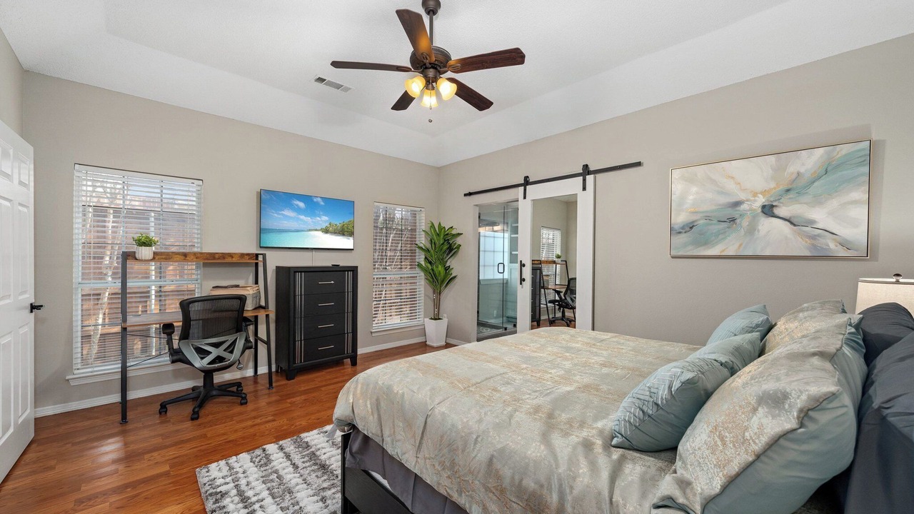 Photo of Bedroom in Far North Dallas