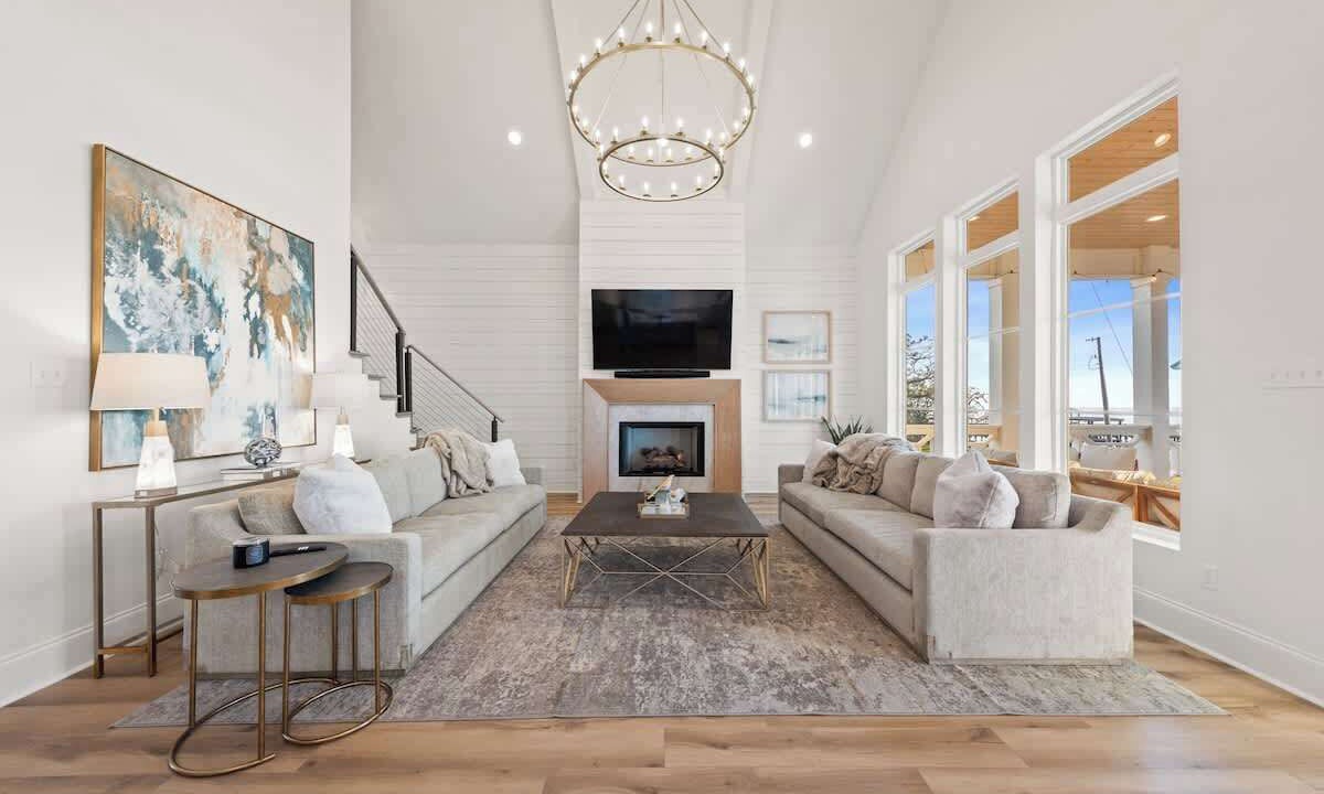 Photo of Bedroom in Cypremort Point