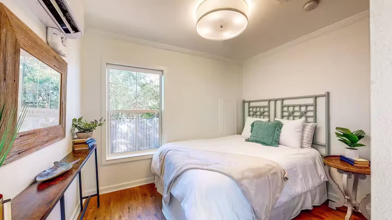 Photo of Bedroom in Ocean Springs