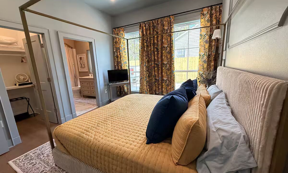 Photo of Bedroom in Baton Rouge